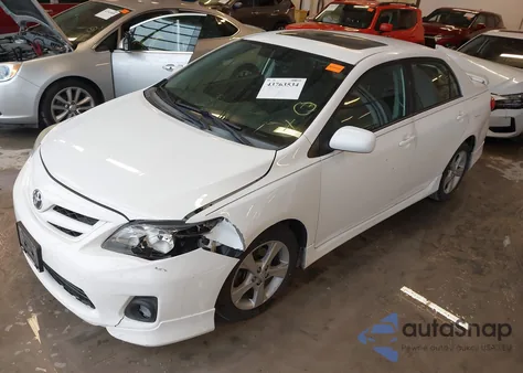 2012 Toyota Corolla S из США, поврежденный, VIN 2T1BU4EE8CC862854